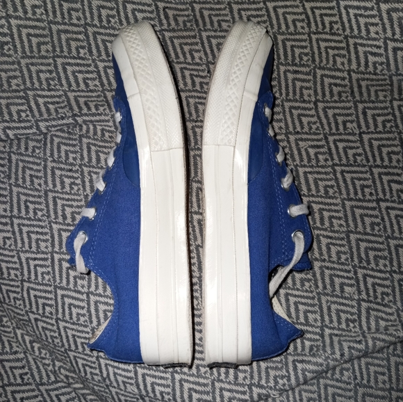 Converse Blue and White Sneakers - Picture 7 of 13